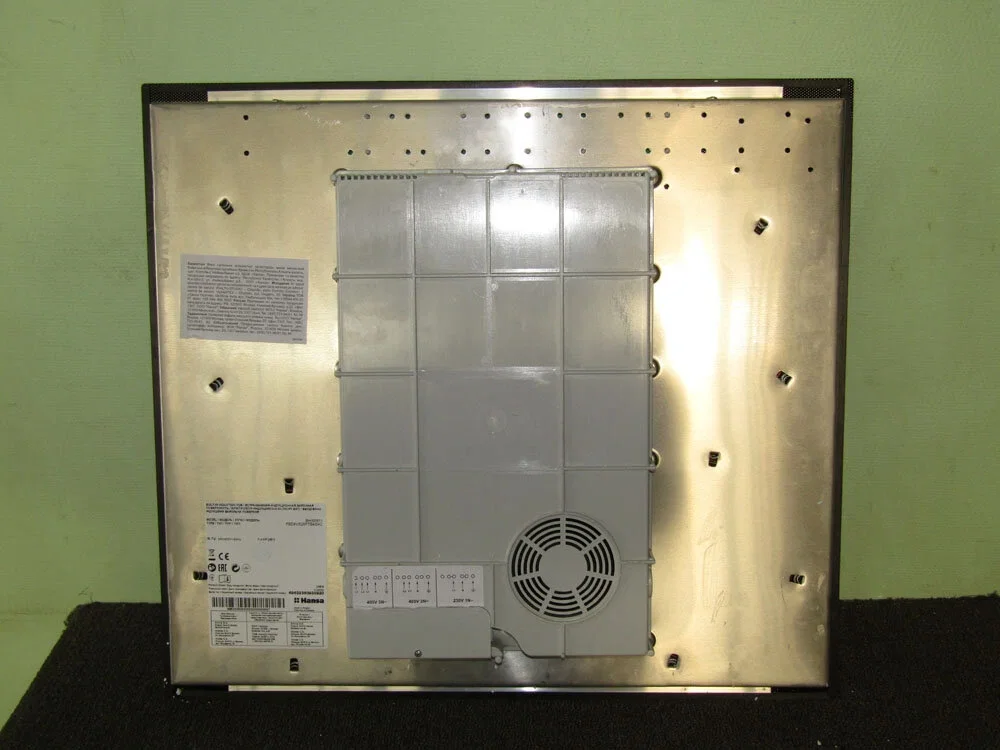 Электрическая варочная панель Hansa BHI68611, черная