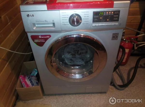 Стиральная машина LG F1296TD4 (8кг, 1200об, кл А, 60х85х55см)
