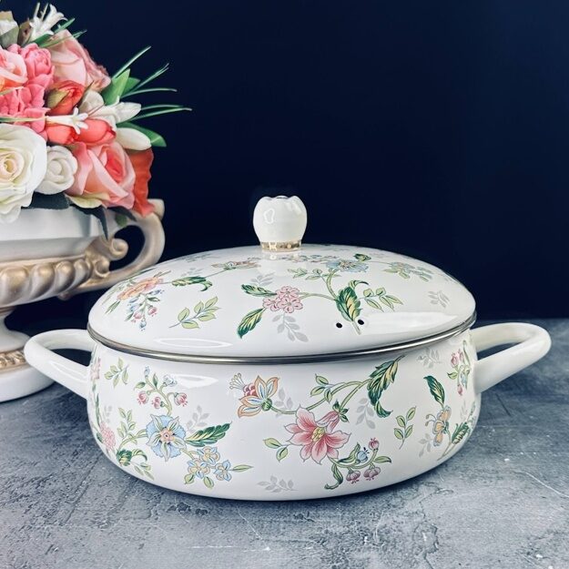 Сотейник эмалированный 3,2л MAGNOLIA с крышкой 24см. в под.уп.(х6)Эмаль