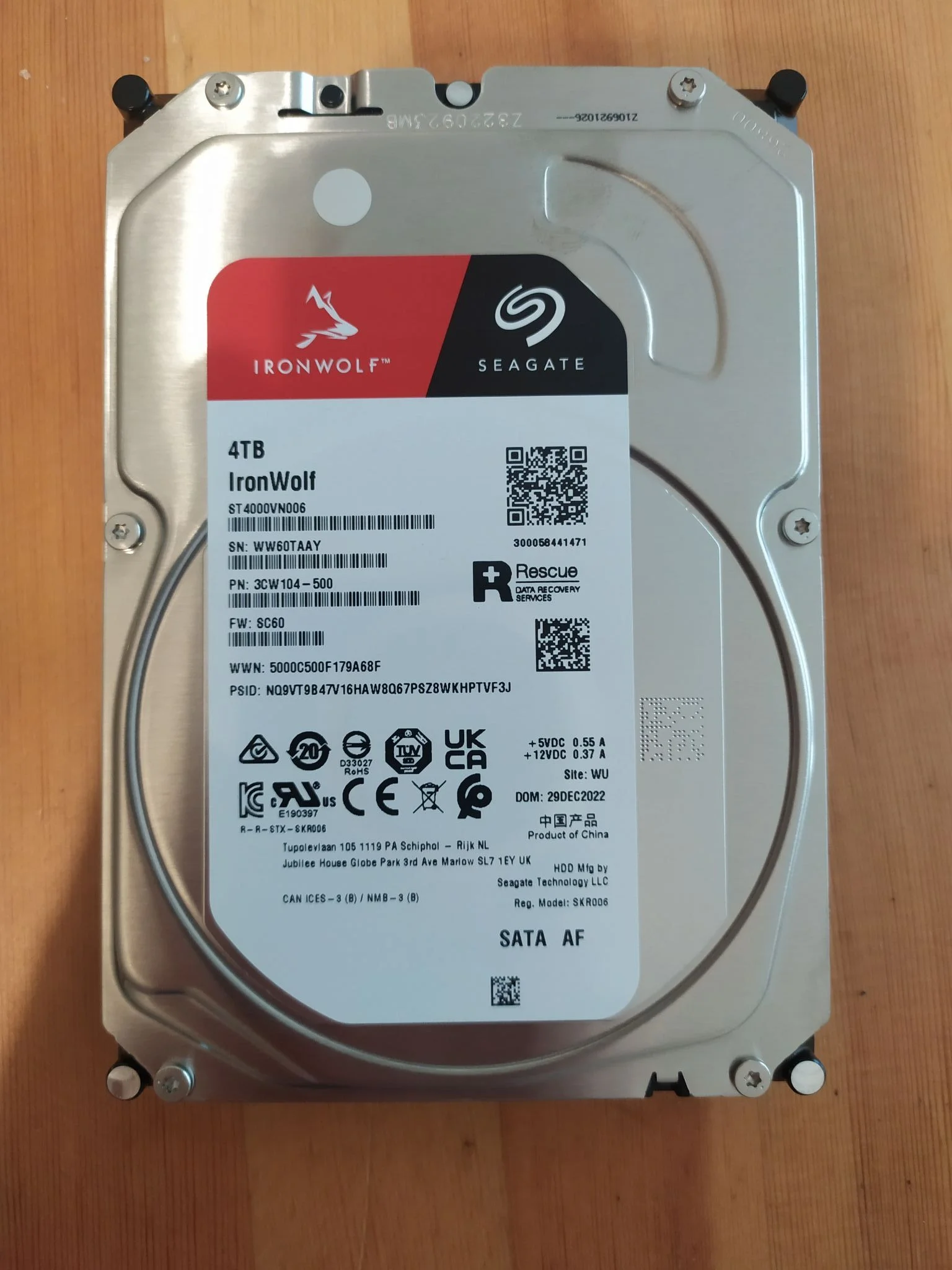 Жесткий диск Seagate SATA-III 4TB ST4000VN006 NAS Ironwolf 4KN (5400rpm) 256Mb 3.5"