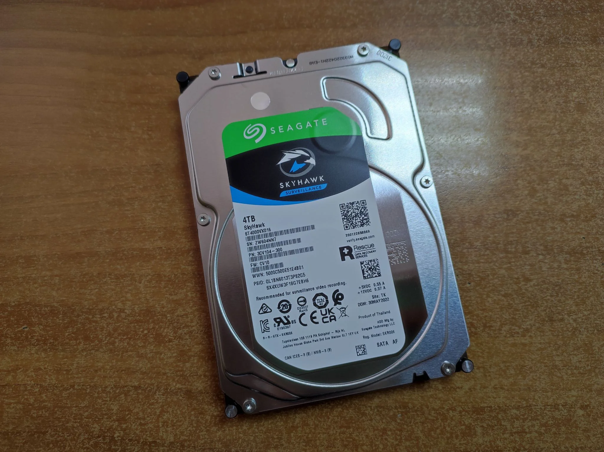 Жесткий диск Seagate SATA-III 4TB ST4000VX016 Surveillance Skyhawk 4KN (5400rpm) 256Mb 3.5"