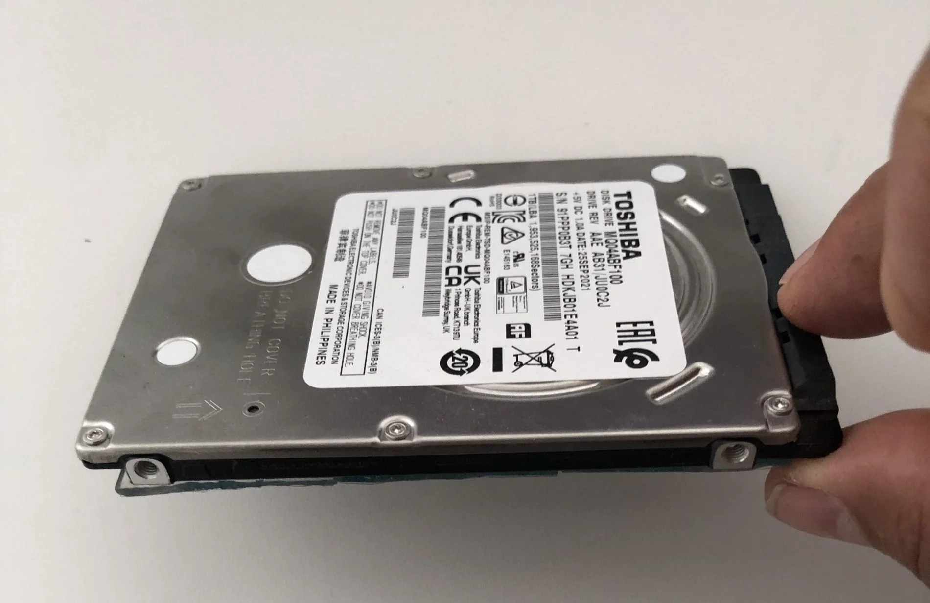 Жесткий диск Toshiba SATA-III 1TB MQ04ABF100 Notebook/Desktop MQ04 512E (5400rpm) 128Mb 2.5"