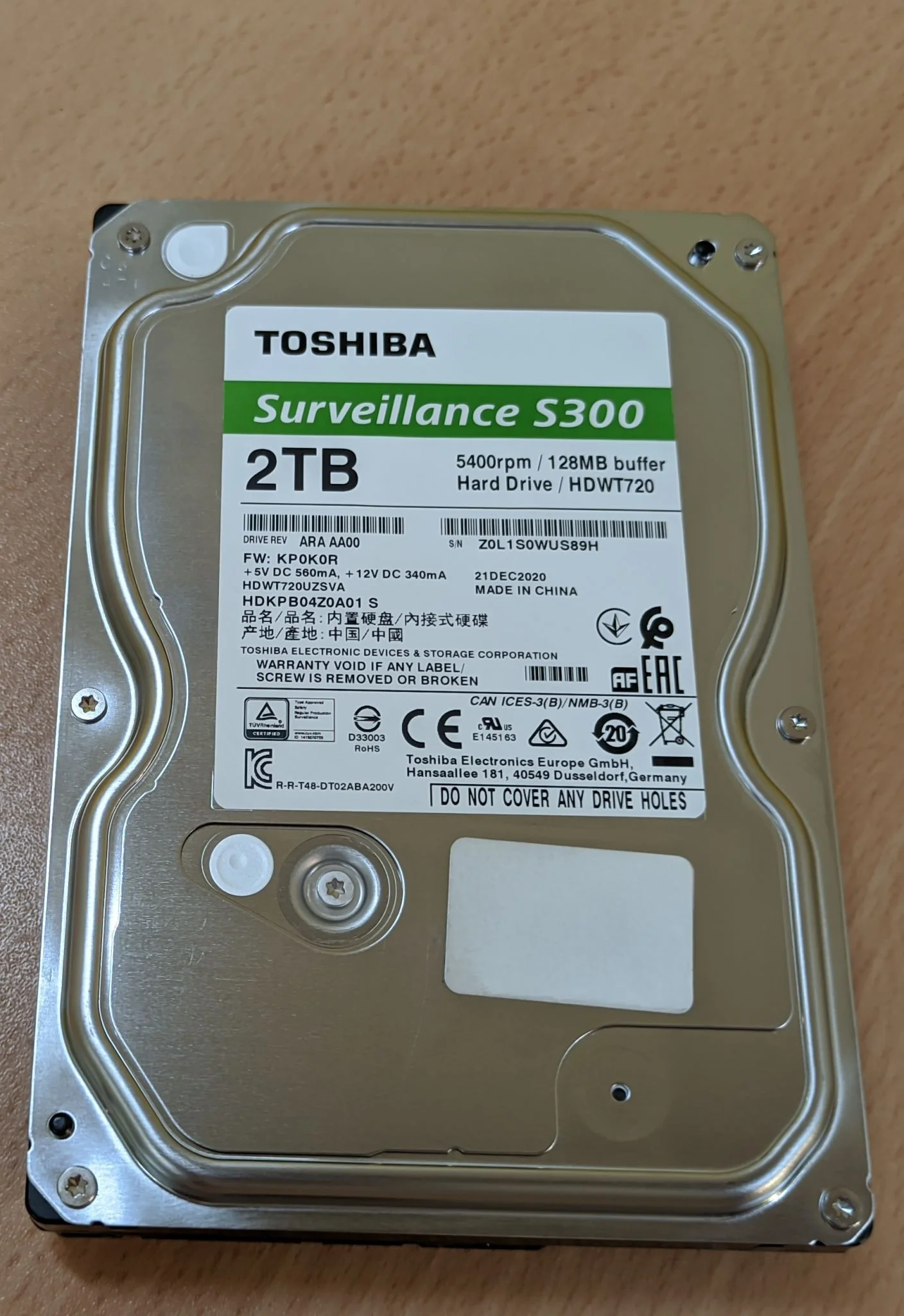 Жесткий диск Toshiba SATA-III 2Tb HDWT720UZSVA Surveillance S300 (5400rpm) 128Mb 3.5"