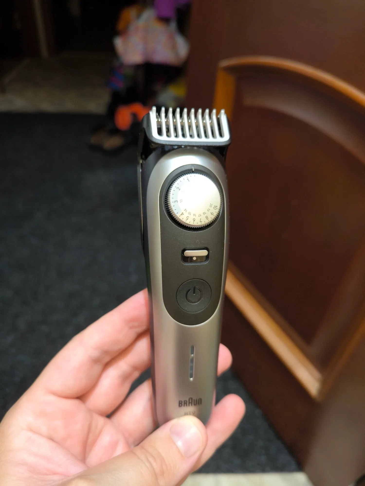 Braun Триммер S9 BT9520 для бороды 7в1 с футляром PowerBoost и подставкой для зарядки тип 5808