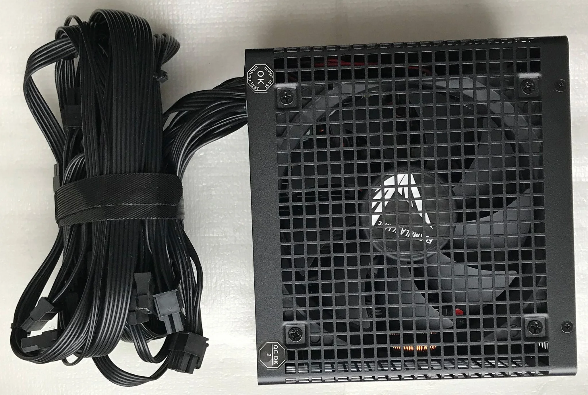 Блок питания Formula (Aerocool) APMM-500BD, 500W, Ret, ATX3.1/PCIe 5, 80+Bronze, Direct cables, Japanese Cap., 12cm fan