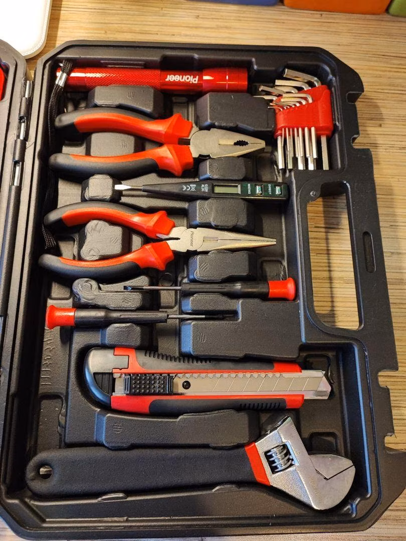 Набор инструментов TOOL SET Pioneer TS-136-01 135 предметов, кейс, углеродистая сталь.