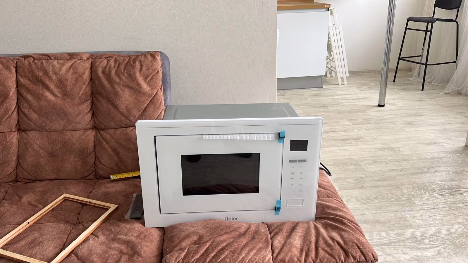 Встраиваемая микроволновая печь СВЧ Haier HMX-BTG259W