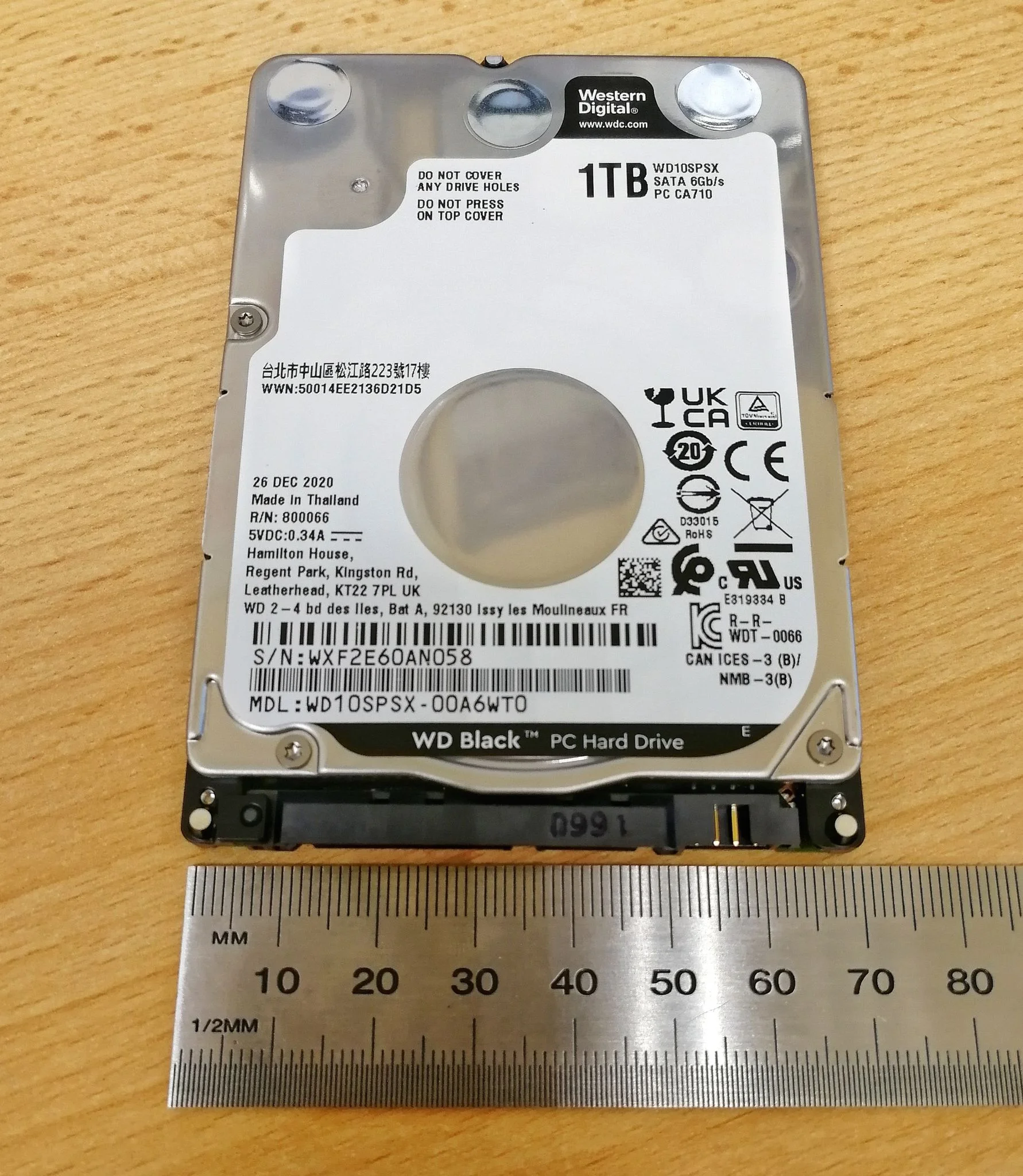 Жесткий диск WD SATA-III 1TB WD10SPSX Notebook/Desktop Black (7200rpm) 64Mb 2.5"