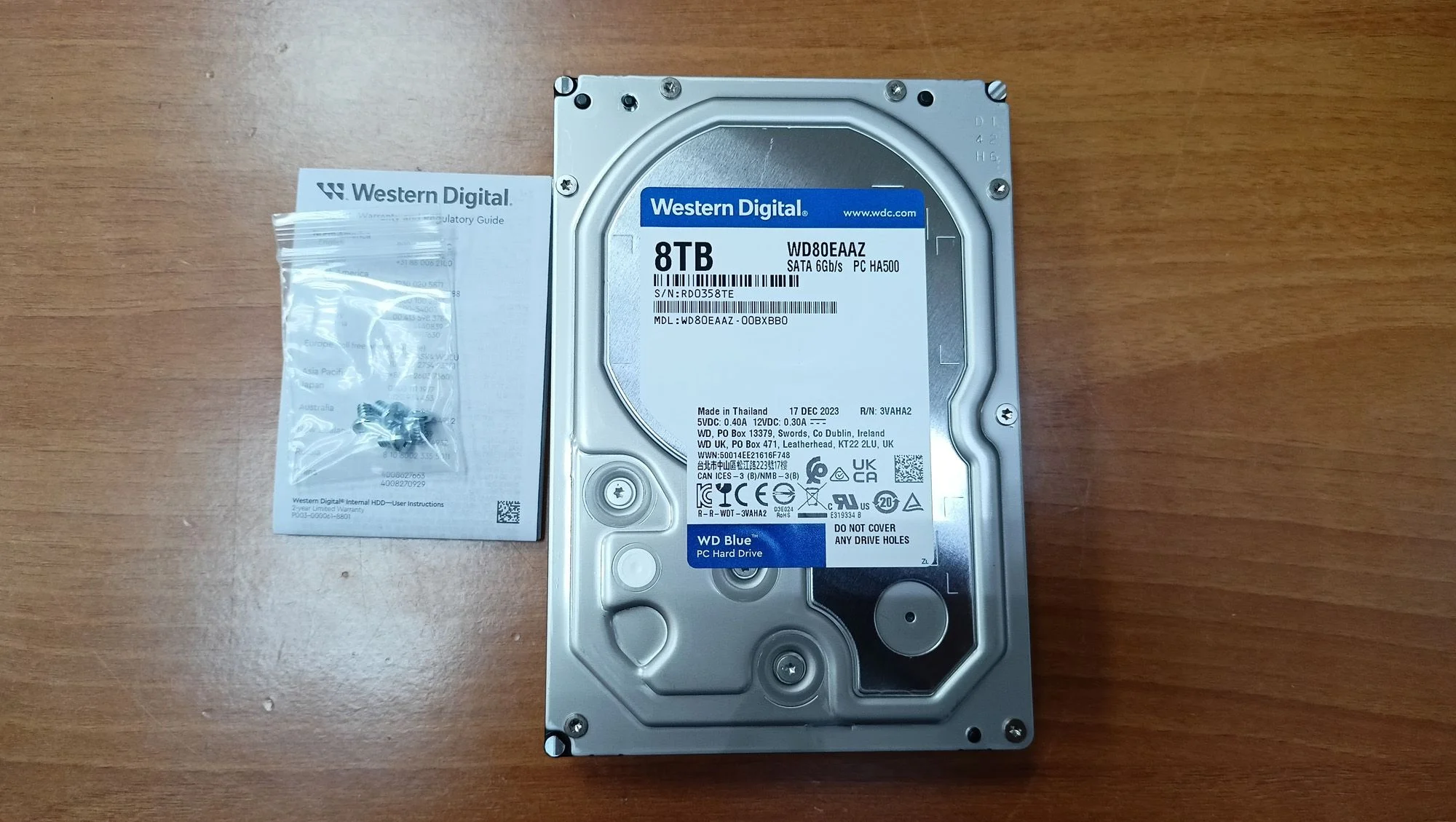 Жесткий диск WD SATA-III 8TB WD80EAAZ Desktop Blue (5640rpm) 256Mb 3.5"