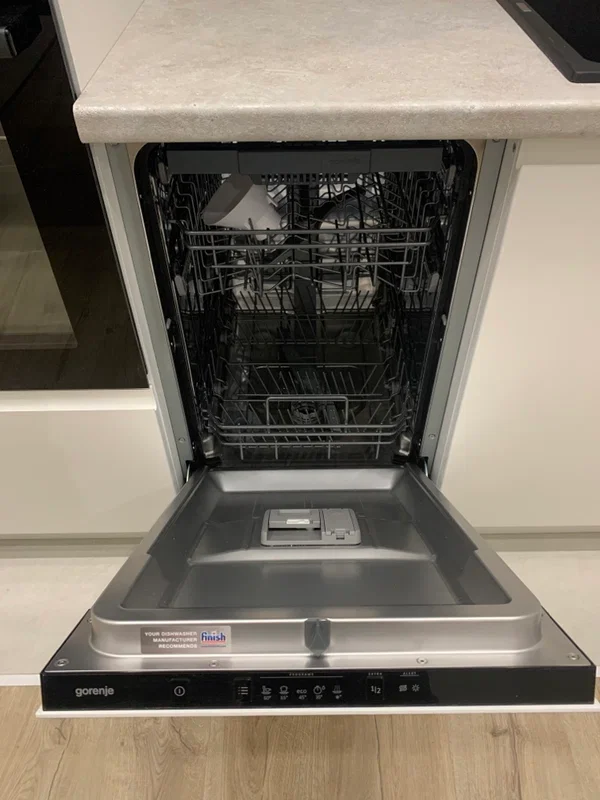 Встраиваемая посудомоечная машина Gorenje GV522E10WE