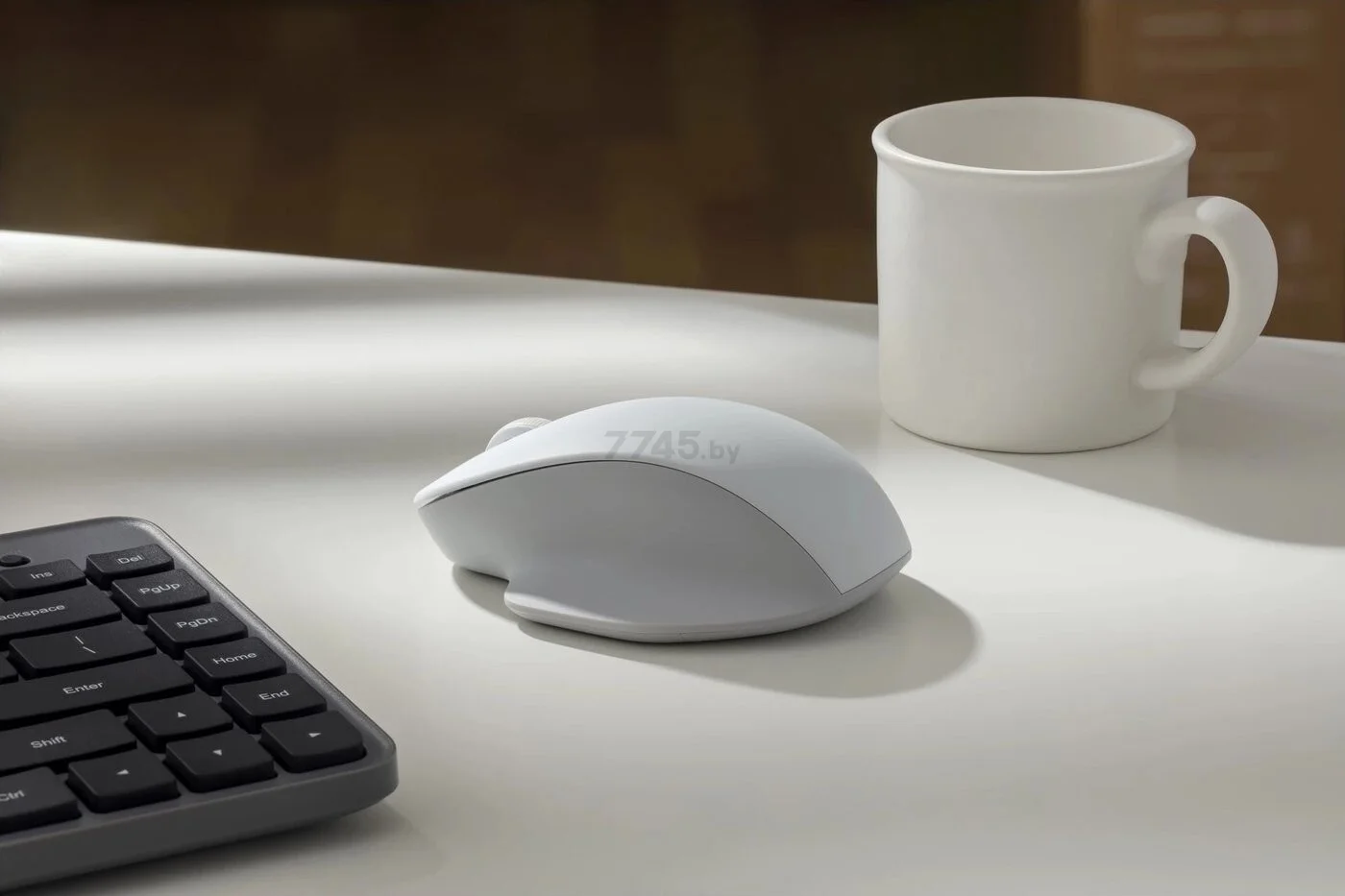 Мышь беспроводная Xiaomi Wireless Mouse Comfort Edition белый, 1200 dpi, радиоканал, USB, кнопки - 3