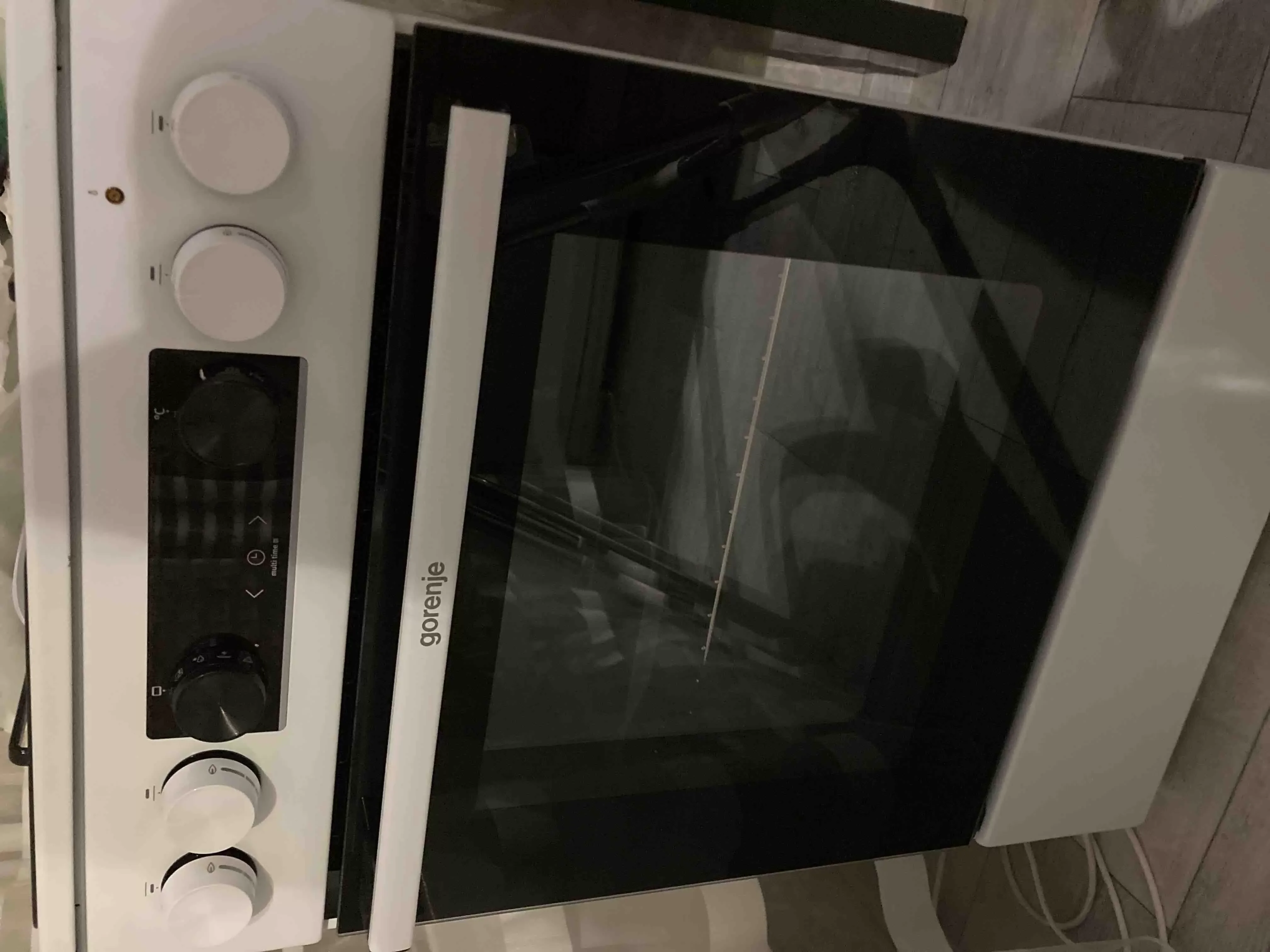 Плита комбинированная Gorenje GK5C60WJ белый, конфорок 4 газовых, духовка 62 л, 50 см x 85 см x 59.4 см