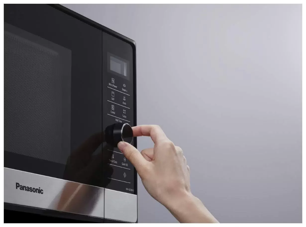 Микроволновая печь Panasonic NN-GD38HSZPE черный, 23 л, 1000 Вт, переключатели - сенсор, поворотный механизм
