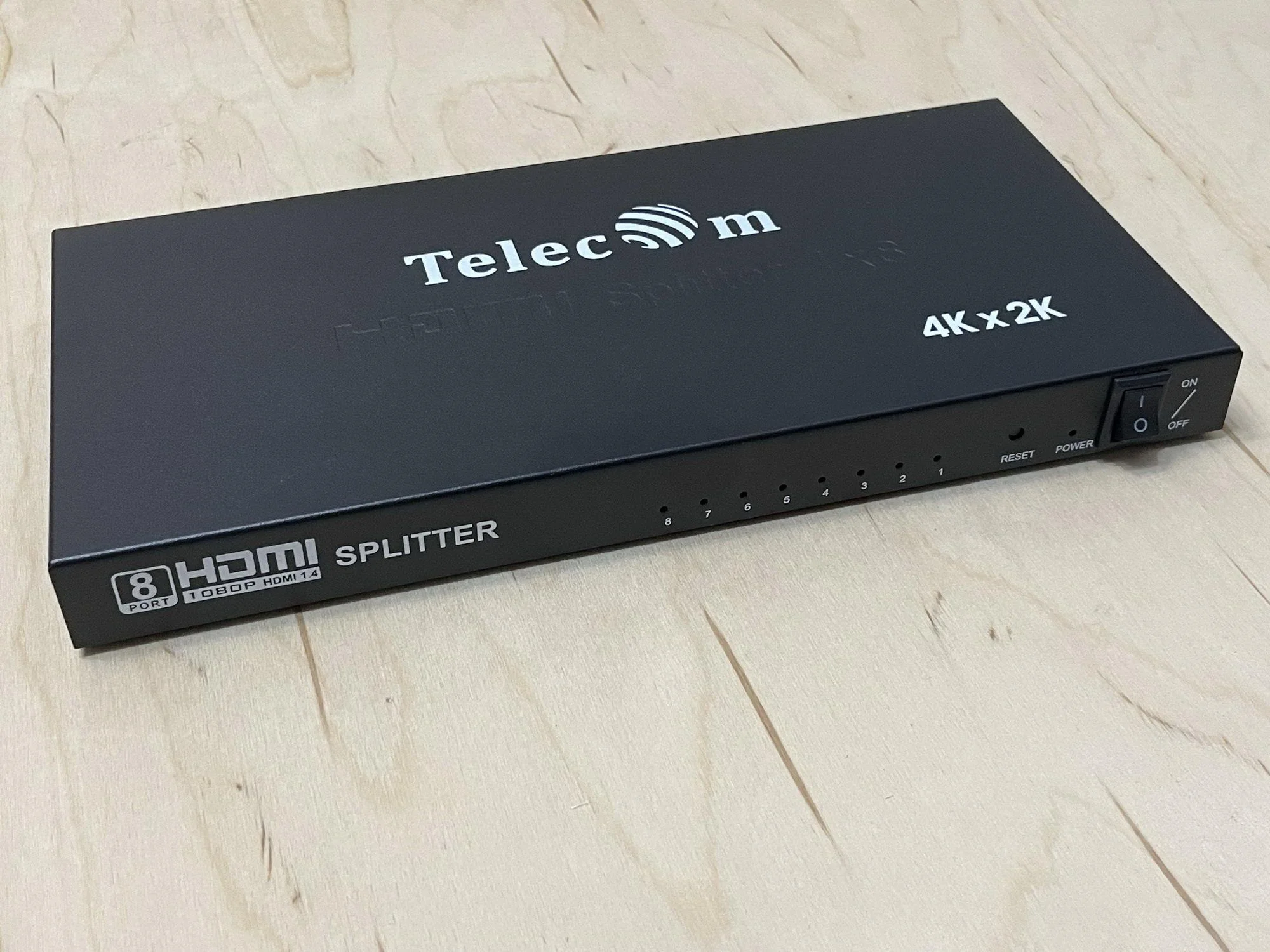Разветвитель HDMI 1=>8 4k@30 HZ Telecom.