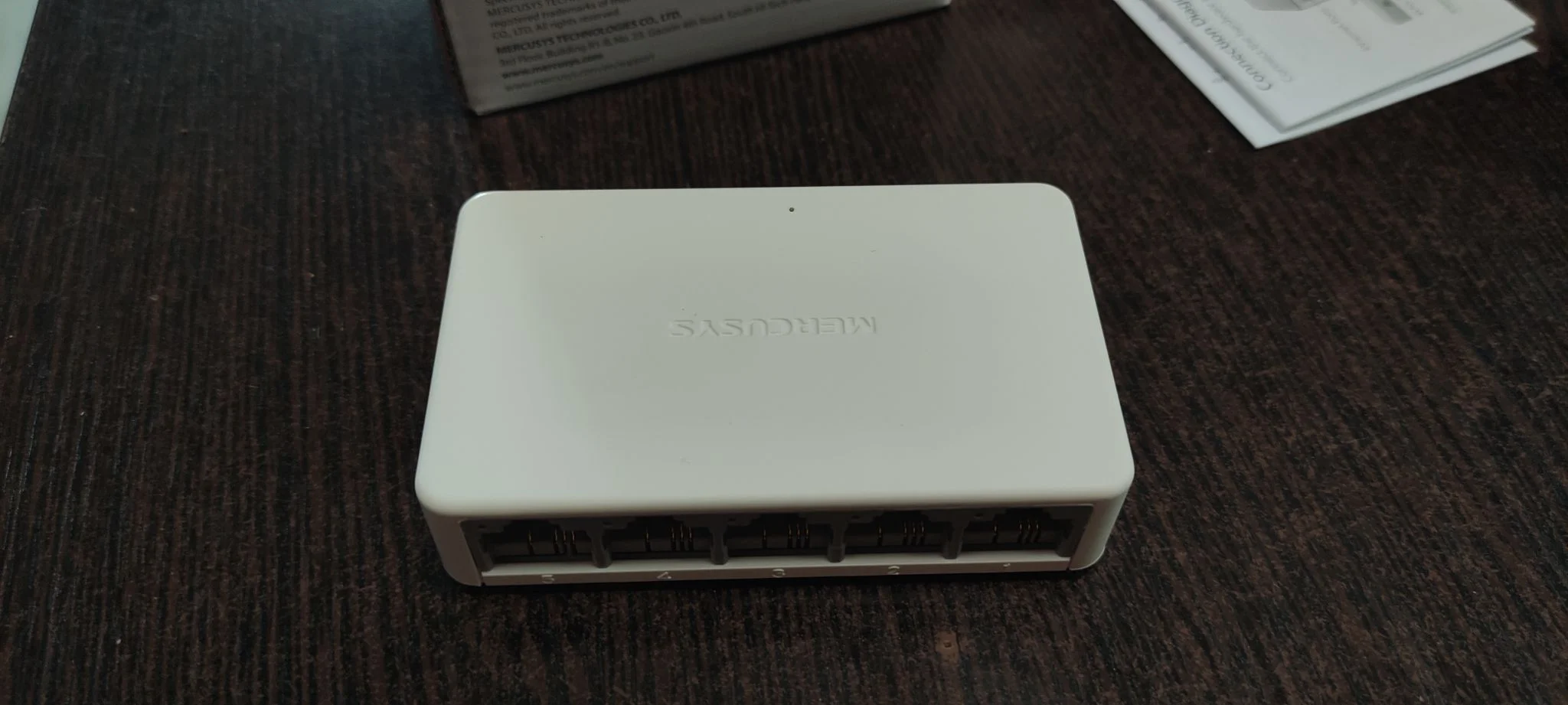Коммутатор Mercusys MS105, 5 портов Ethernet 100 Мбит/с