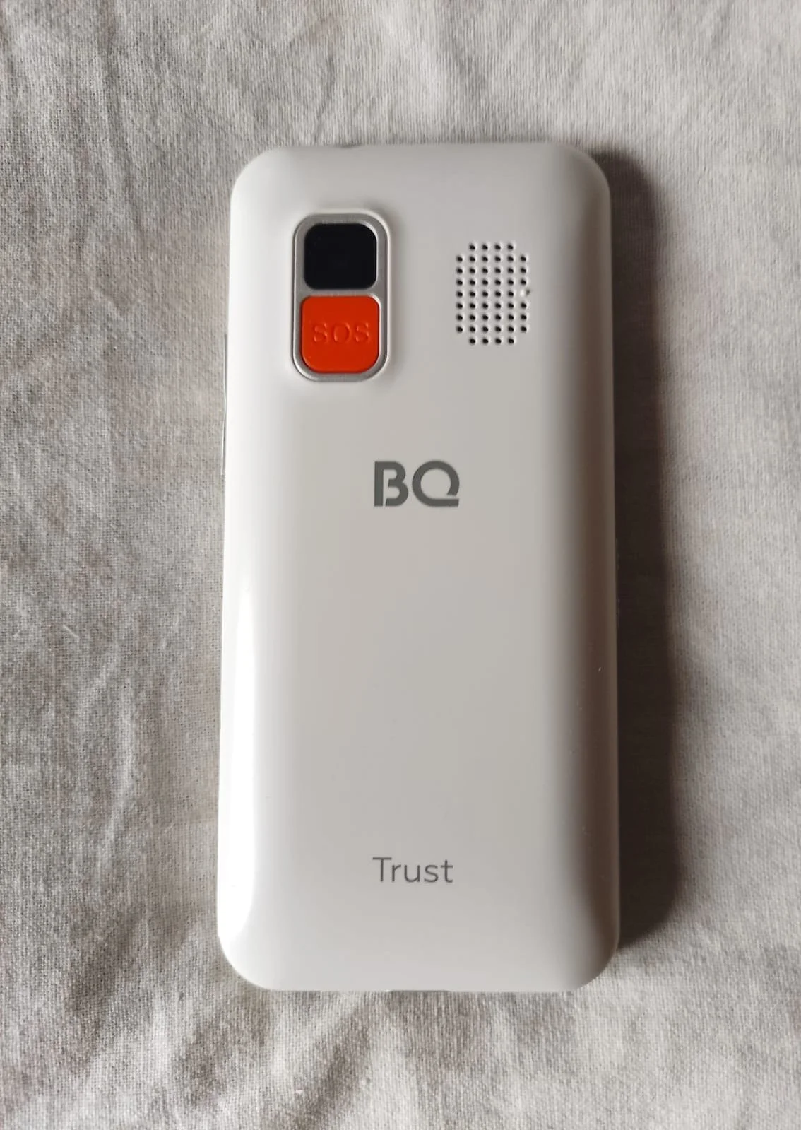 Мобильный телефон BQ 1866 Trust Белый