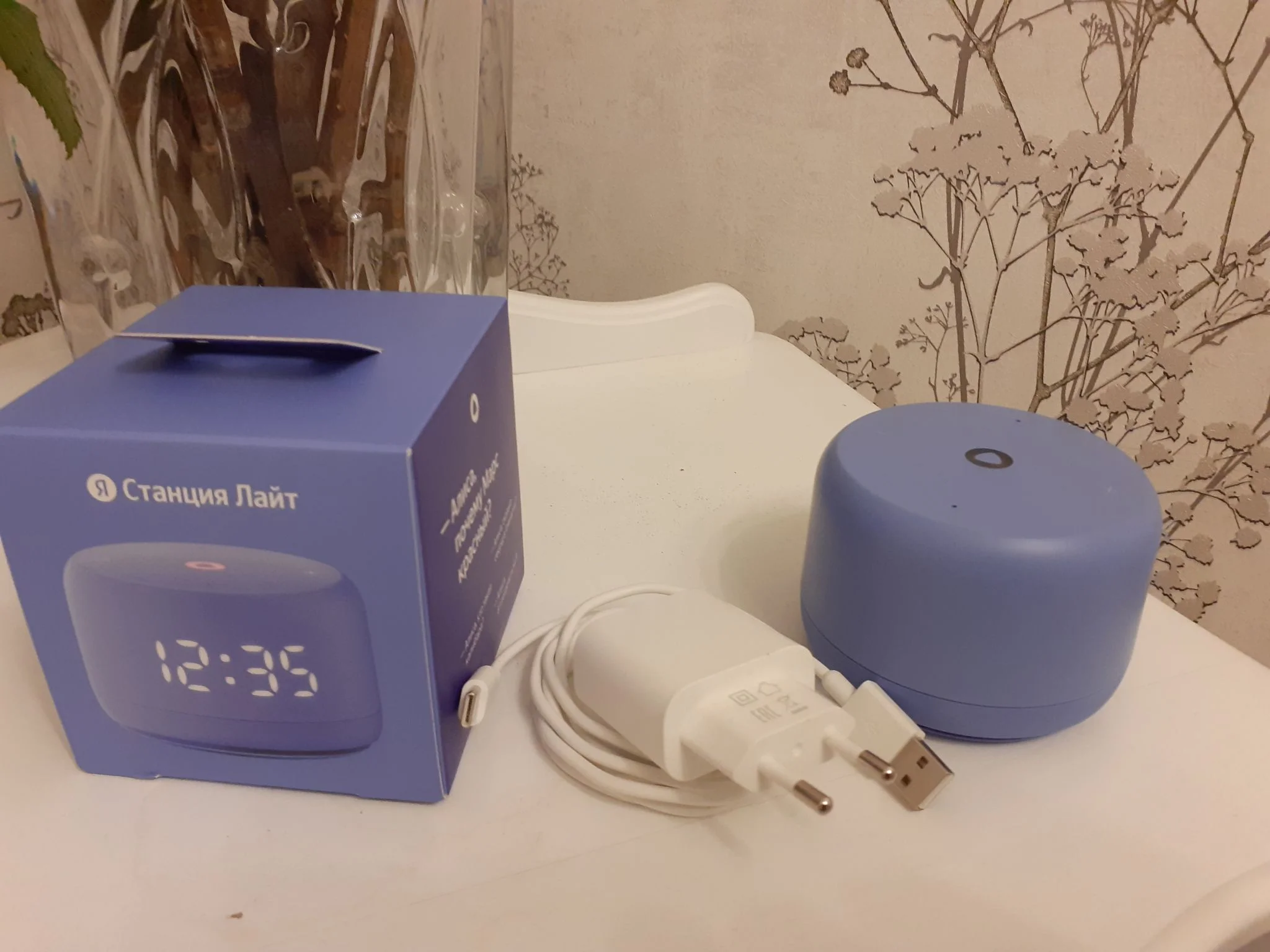 Умная колонка Яндекс Станция Лайт 2 с Алисой, без часов, 6 Вт, модель YNDX-00028 (фиолетовый)