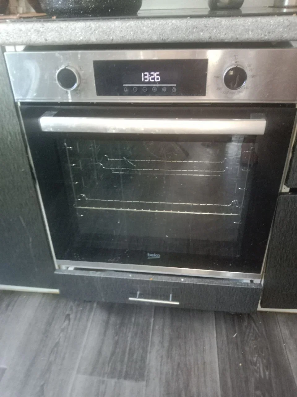 Электрический духовой шкаф Beko BBIE12300XD
