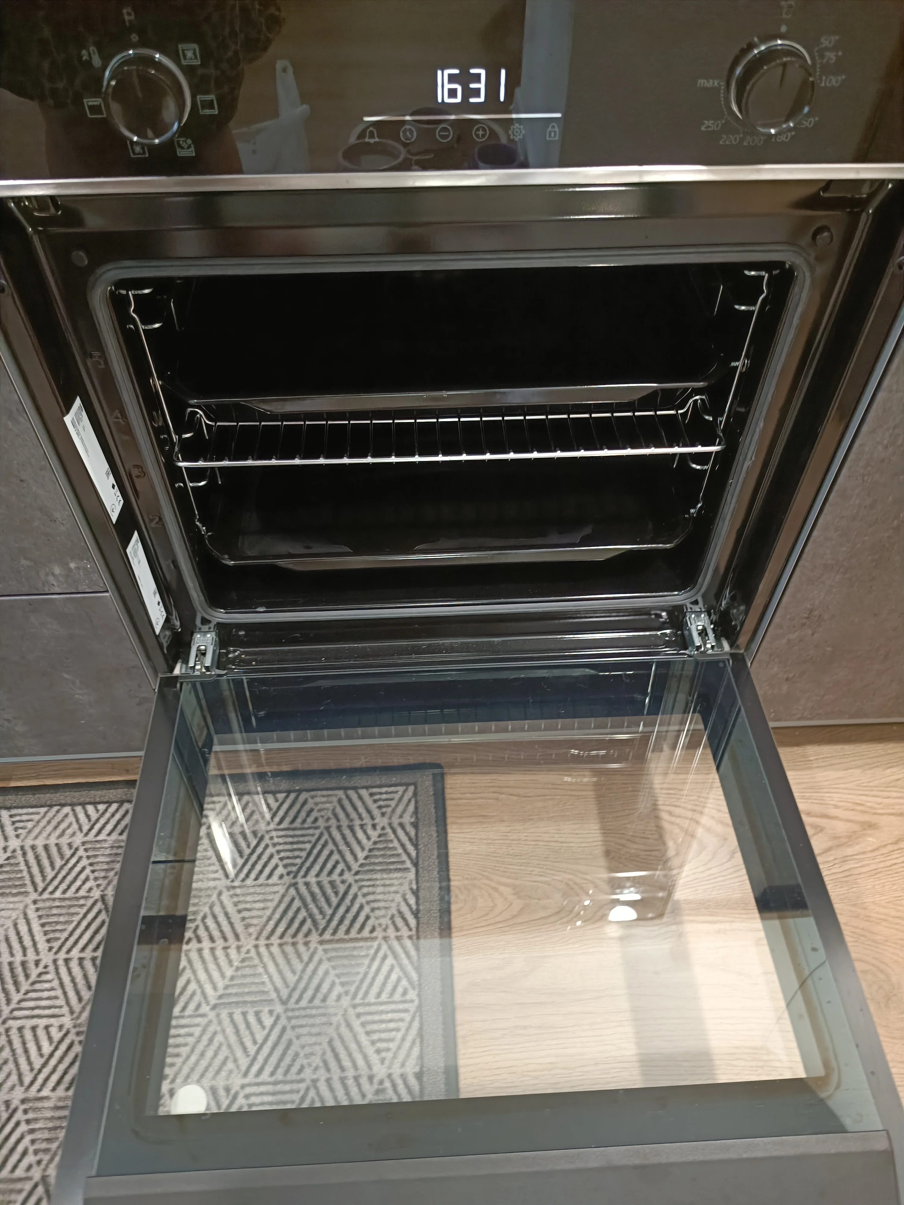 Электрический духовой шкаф Beko BBIE133002XD
