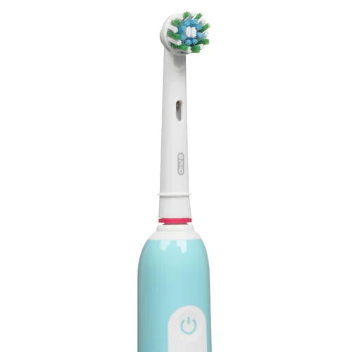 Электрическая зубная щетка Oral-B Cross Action Pro D305.513.3 бирюзовый