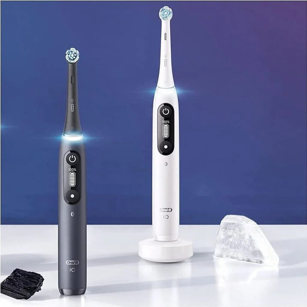 Электрическая зубная щетка Oral-B iO Series 7 Onyx черный