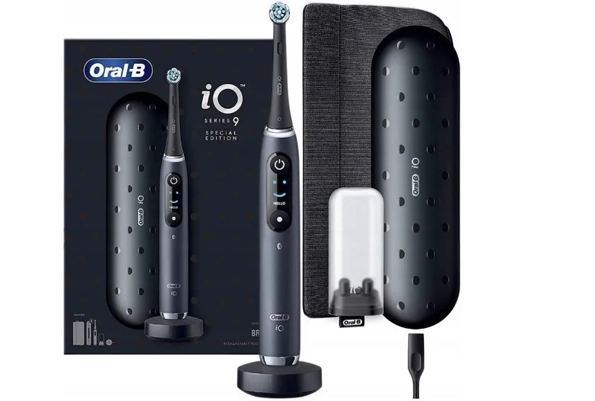 Электрическая зубная щетка Oral-B iO Series 9 черный