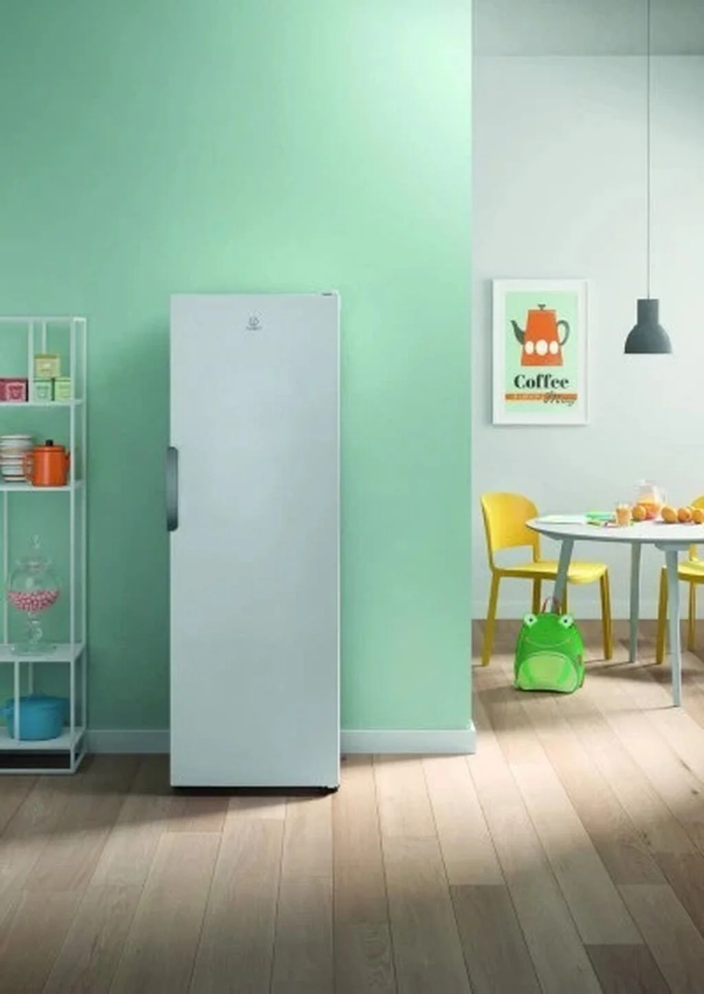 Морозильник Indesit DFZ 5175 белый 60х175х64 см 7 ящиков, 	до 12 кг/сутки No Frost
