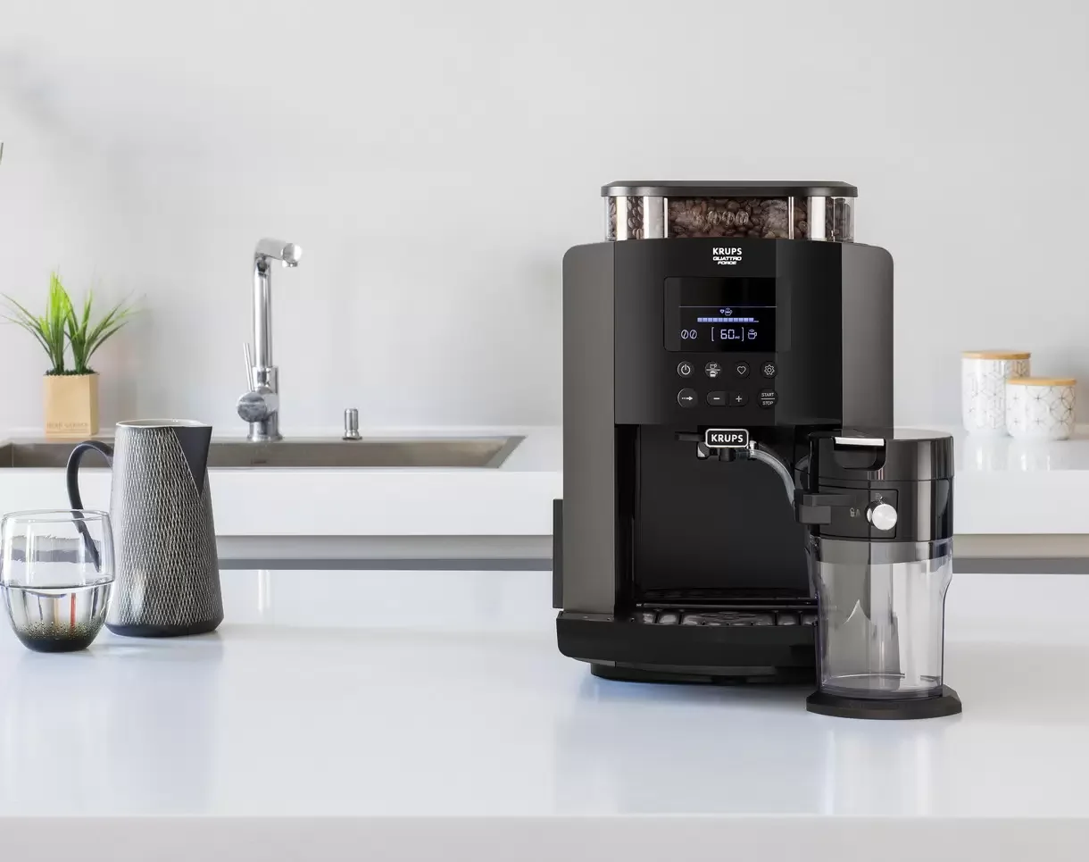 Кофемашина автоматическая Krups Arabica EA819E10 черный