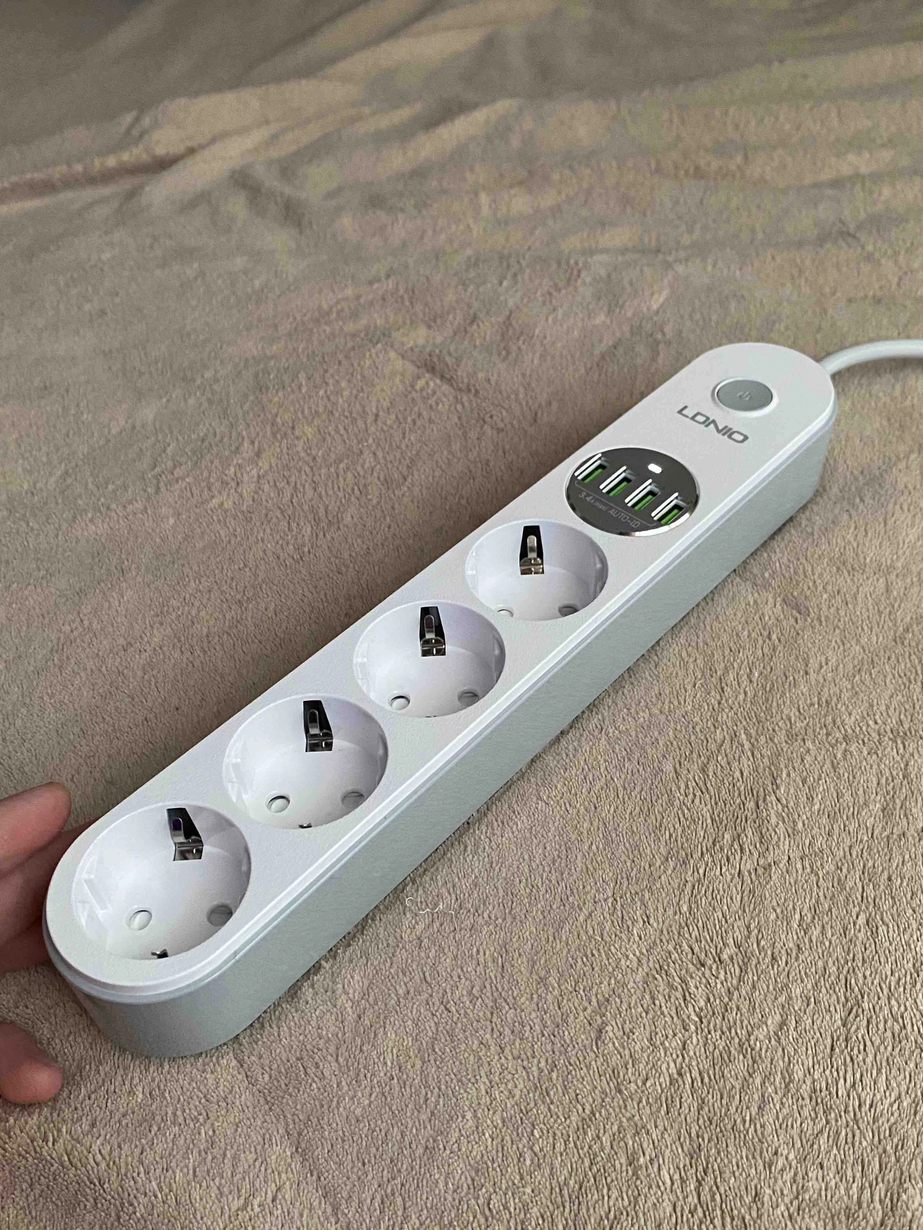 Сетевой фильтр Ldnio SE4432 Евро 4 2500W, 4 USB 5v/3.4a 2м