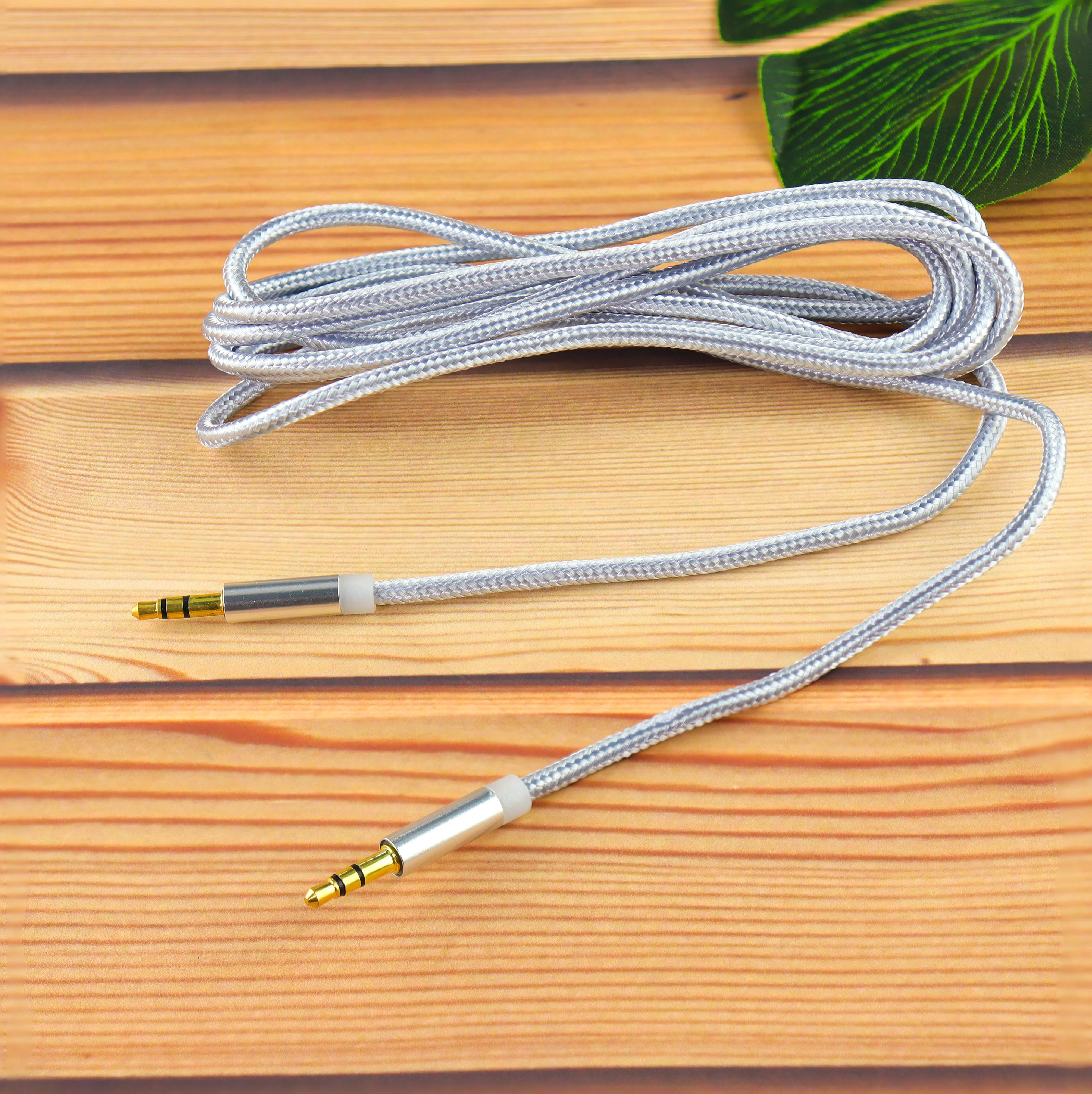 Кабель для цифровой техники и смартфонов Pero MC-01 2x3.5 JACK 2м Silver