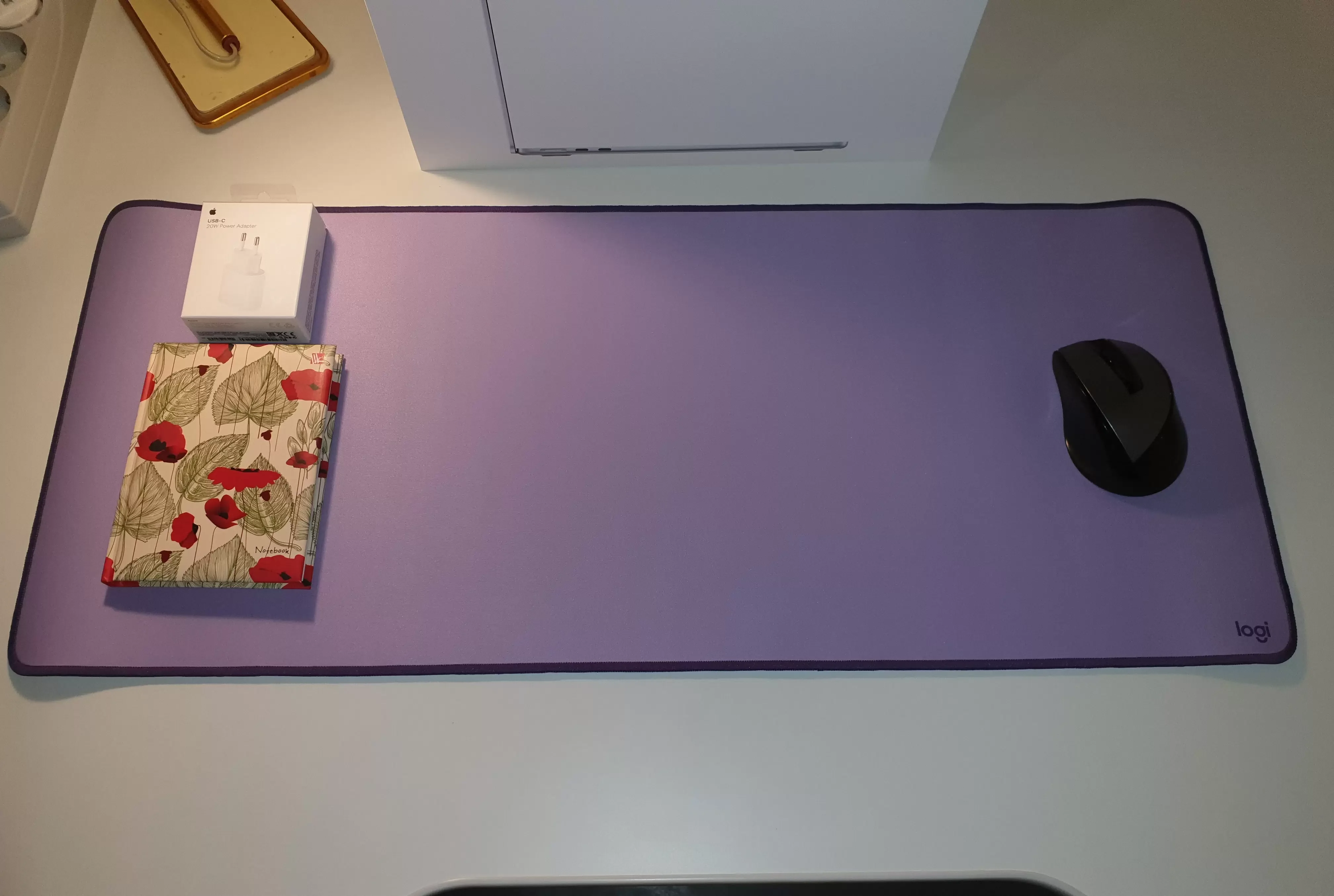 Коврик для мыши Logitech Desk Mat Studio Series LAVENDER