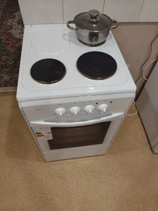 Плита электрическая Flama AE 1304 W (50 х 60 х 85 см,3 конфорки)