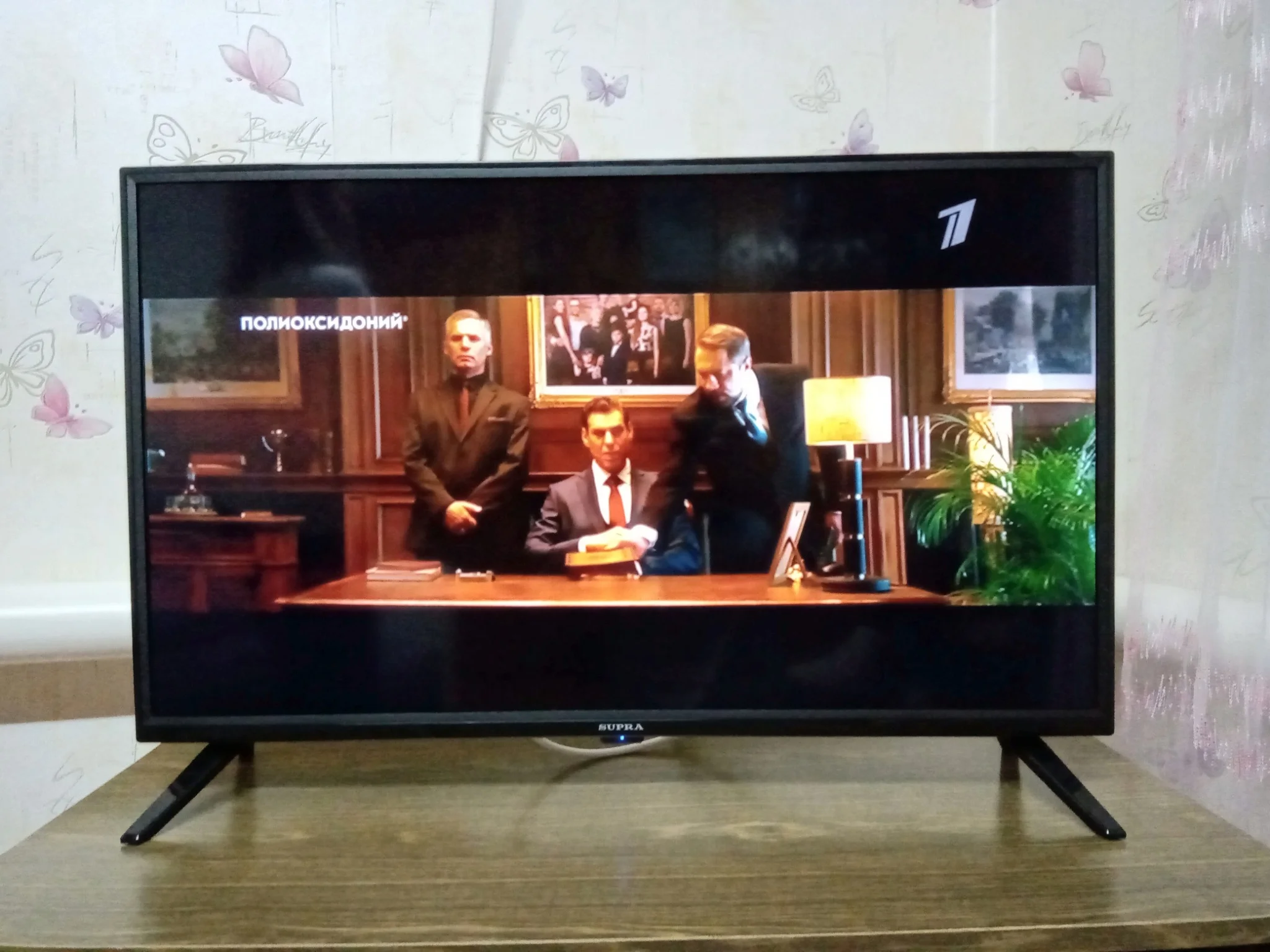 Телевизор LED Supra 32" STV-LC32LT0110W черный HD 50Hz DVB-T DVB-T2 DVB-C DVB-S2 USB (RUS)