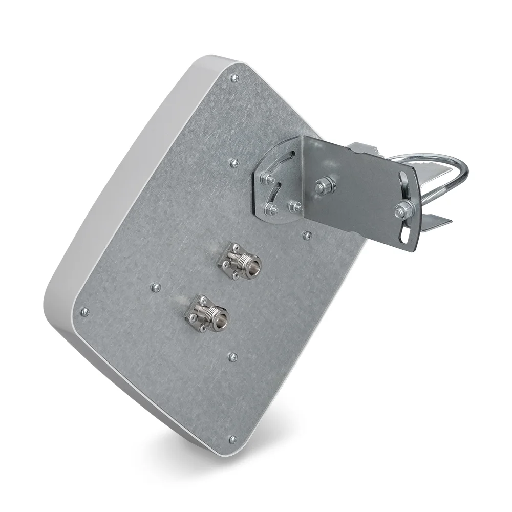 Антенна Крокс KP15-1700/2700 LITE F Широкополосная 2G/3G/4G антенна усилением 15 дБи