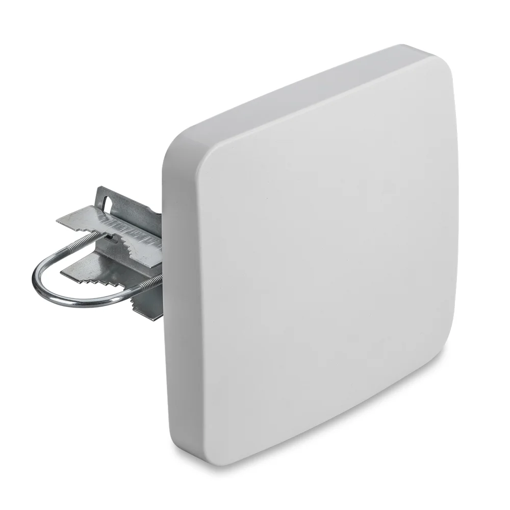 Антенна Крокс KP15-1700/2700 LITE F Широкополосная 2G/3G/4G антенна усилением 15 дБи