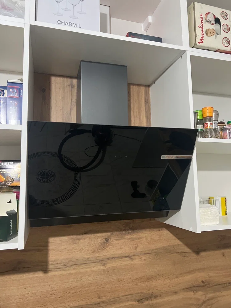 Вытяжка Bosch DWK65AD30R