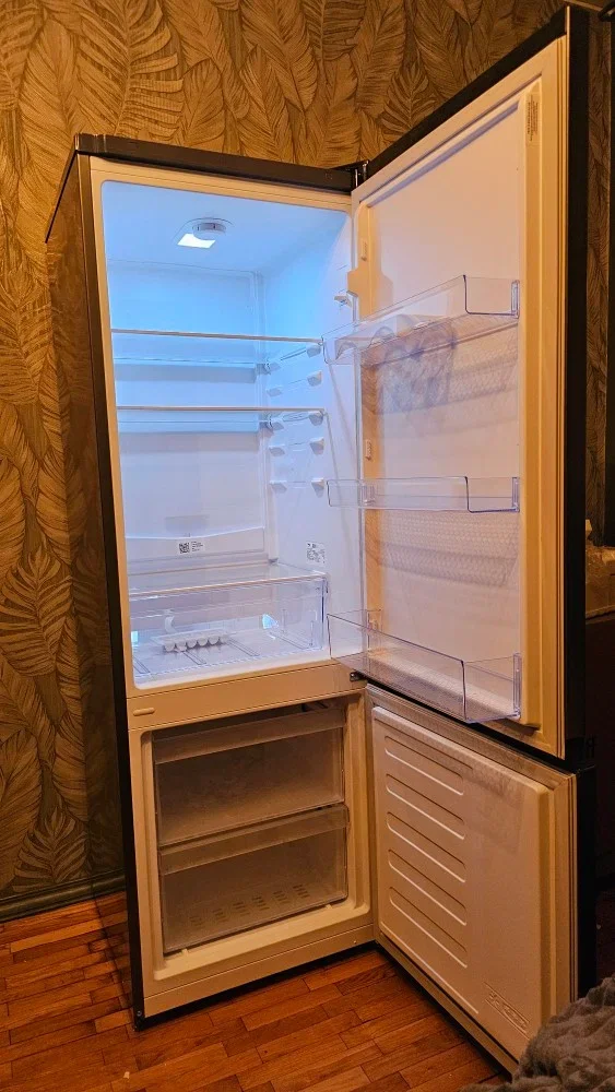 Холодильник двух кам нижн мороз Beko B1RCSK251G 158x54x60 см. капельное/ручное 250 л. серый
