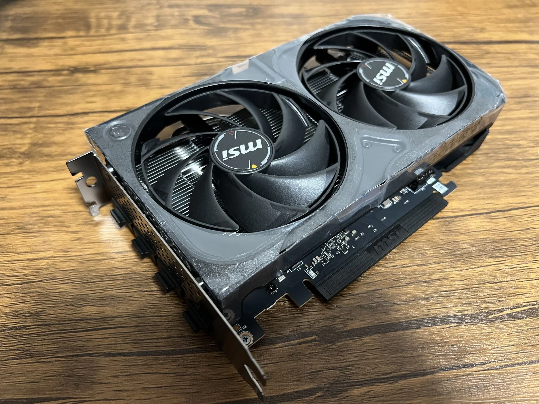 Видеокарта MSI GeForce RTX 5060 8G SHADOW 2X OC MAX