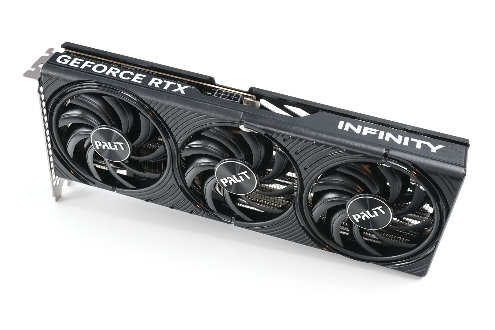 Видеокарта Palit GeForce RTX 5060 TI 8GB INFINITY 3 OC (NE7506TS19P1-GB2062S)