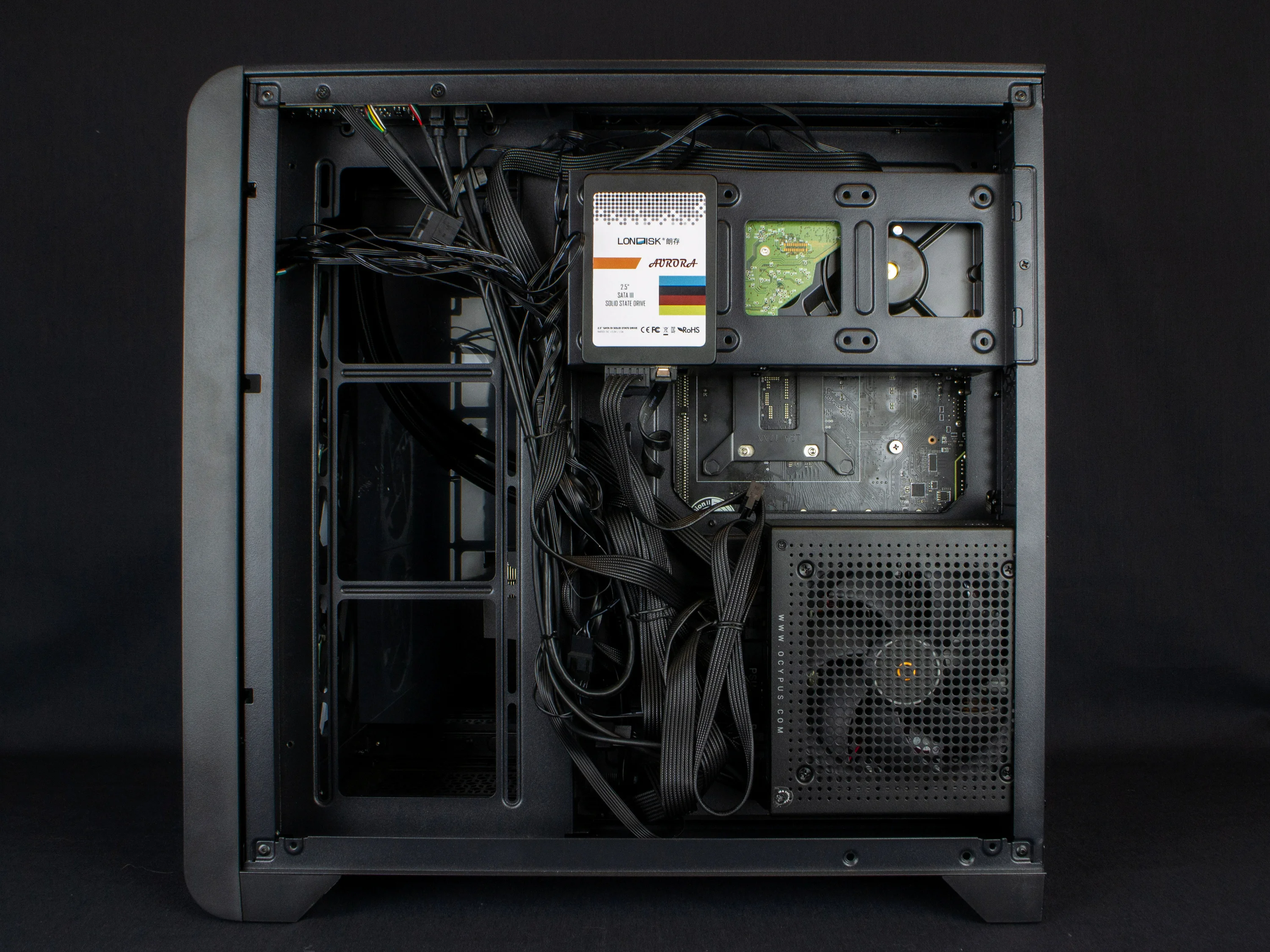 Компьютерный корпус 4FAN XZ GigaBit White (XZGATWFN)