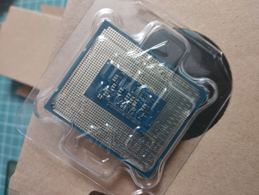 Процессор Intel Core i3-13100F S1700 OEM 3.4G CM8071505092203 S RMBV IN