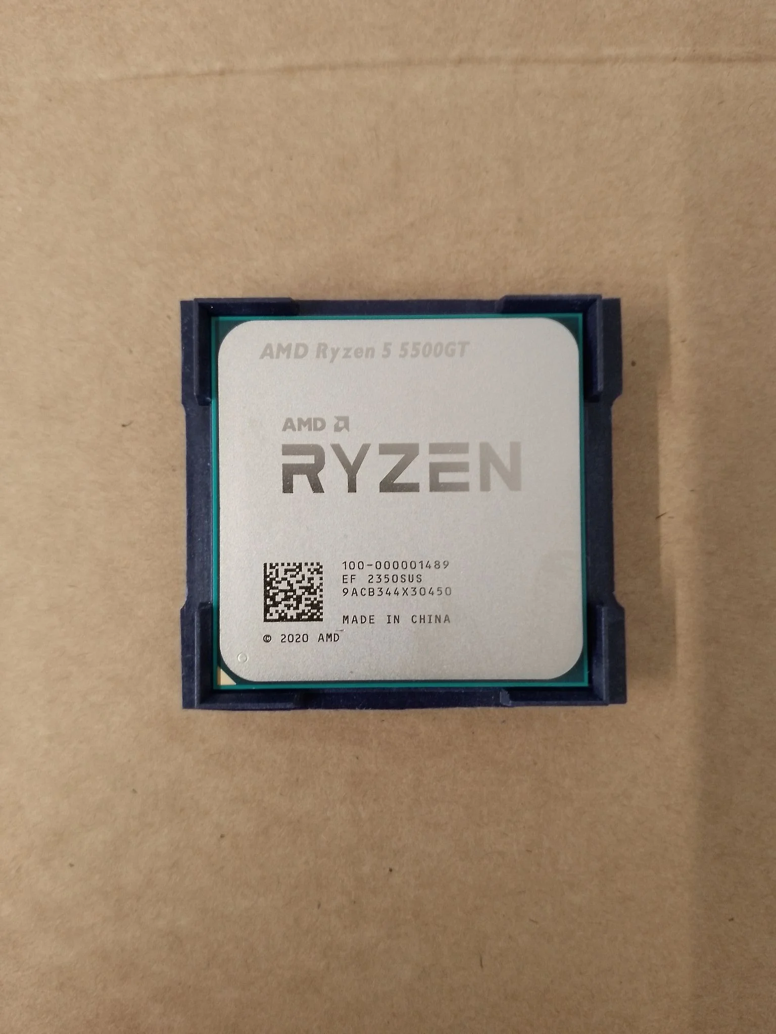 Процессор Ryzen X6 5500GT SAM4 65W 3600 100-000001489 AMD — фото 3