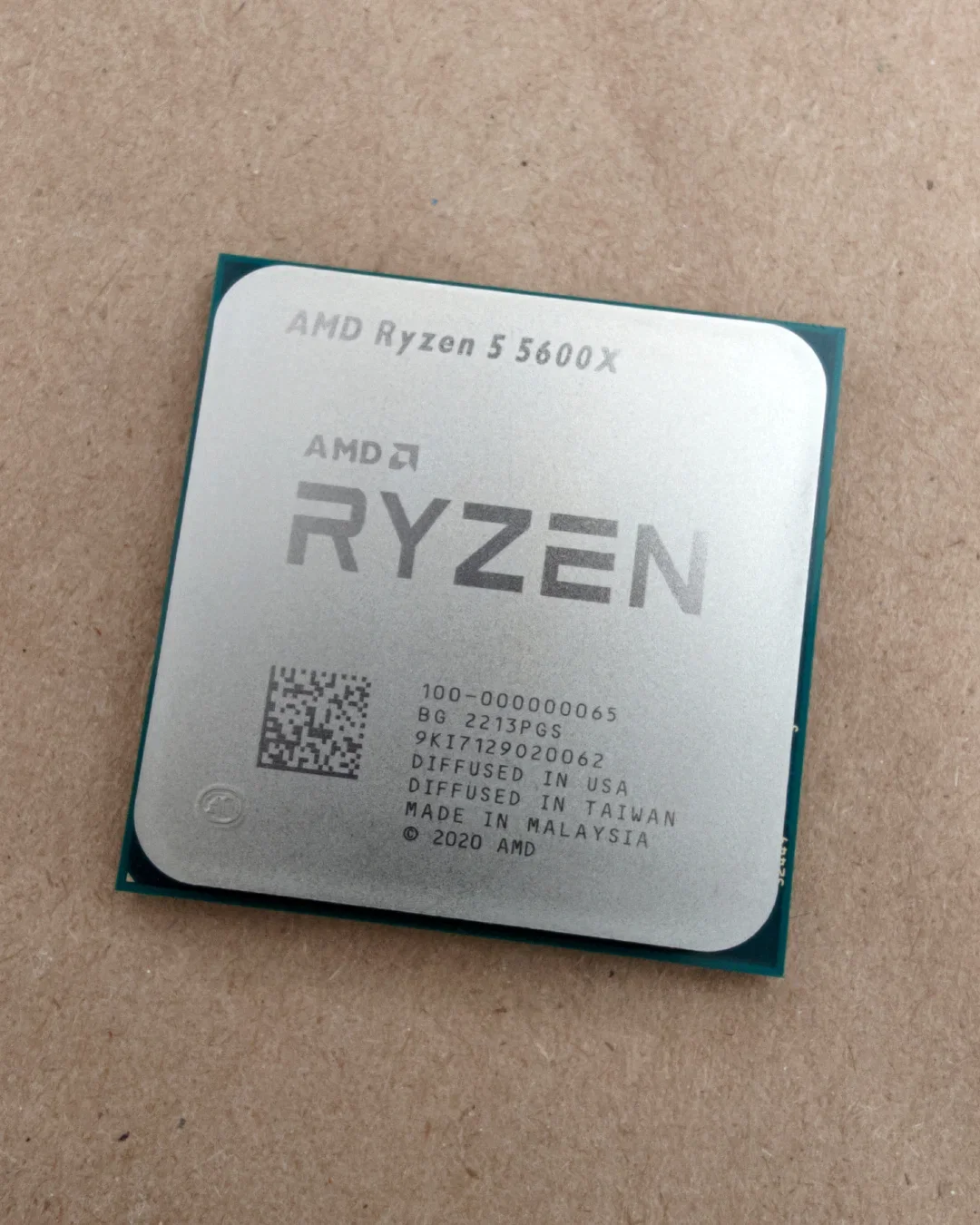 Процессор Ryzen X6 R5-5600X SAM4 OEM 65W 3700 100-000000065 AMD