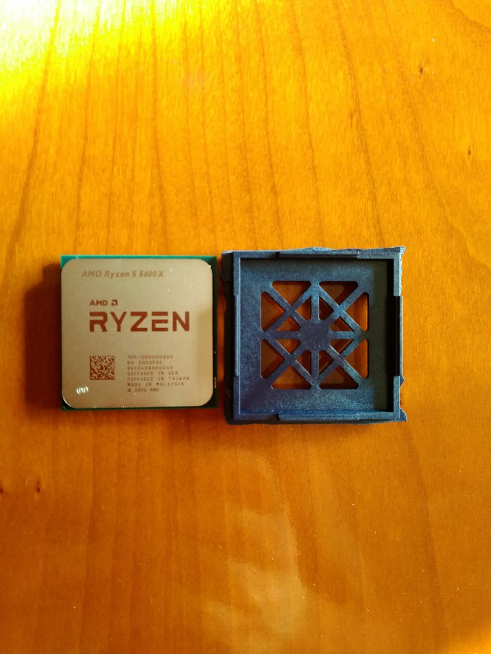 Процессор Ryzen X6 R5-5600X SAM4 OEM 65W 3700 100-000000065 AMD