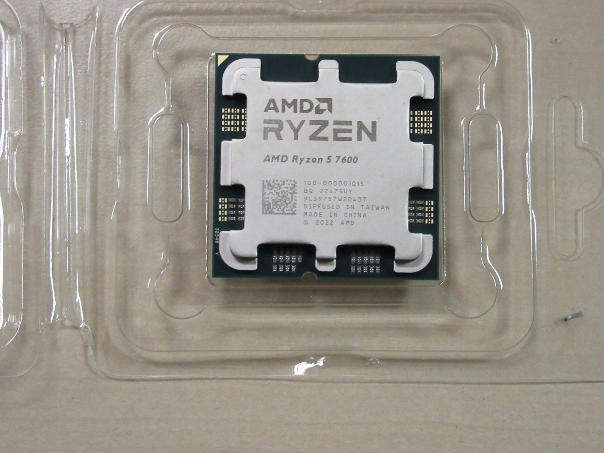 Процессор Ryzen X6 R5-7600X SAM5 OEM 105W 4700 100-000000593 AMD