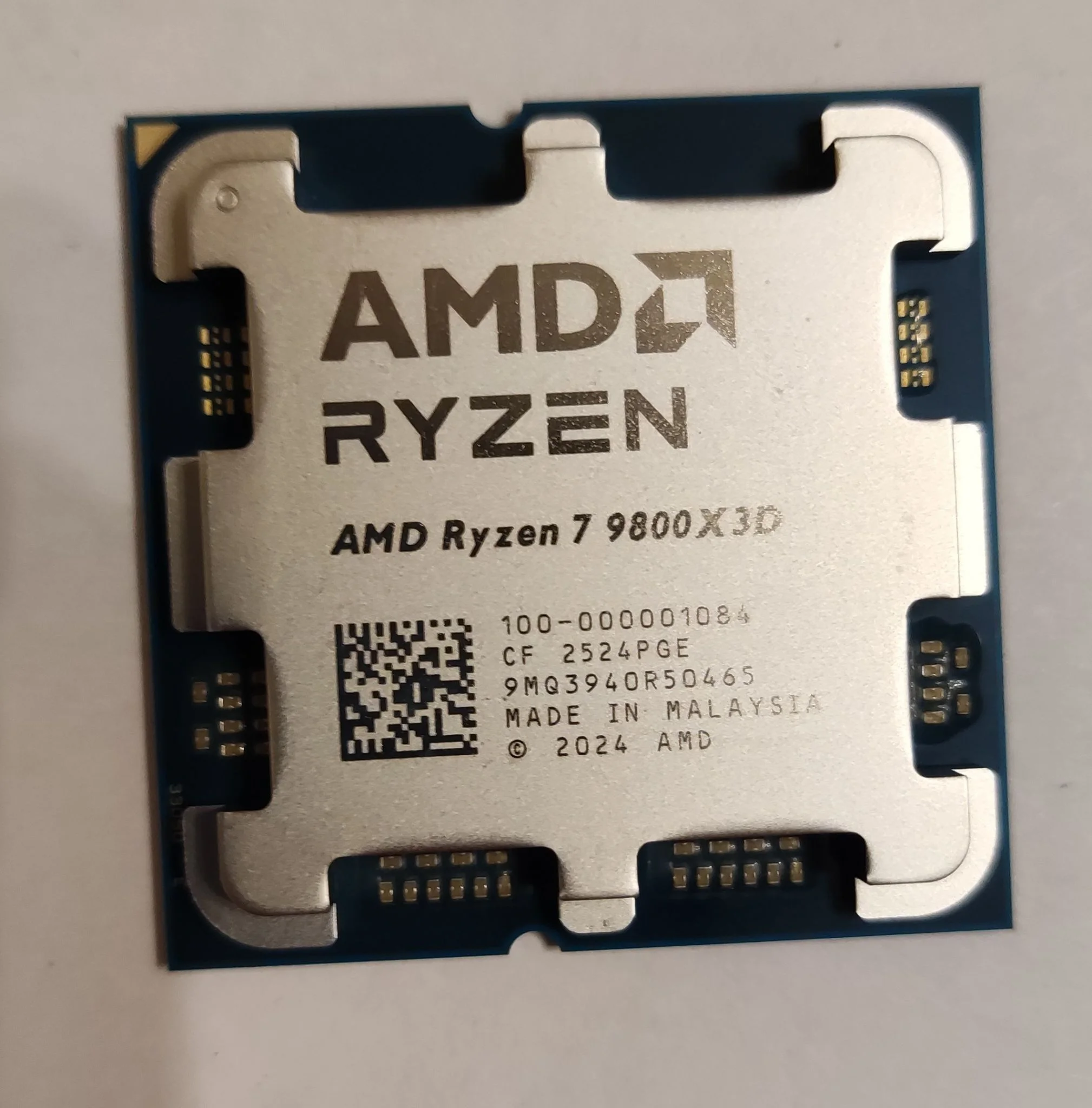 Процессор Ryzen X8 9800X3D SAM5 120W 4700 100-000001084 AMD