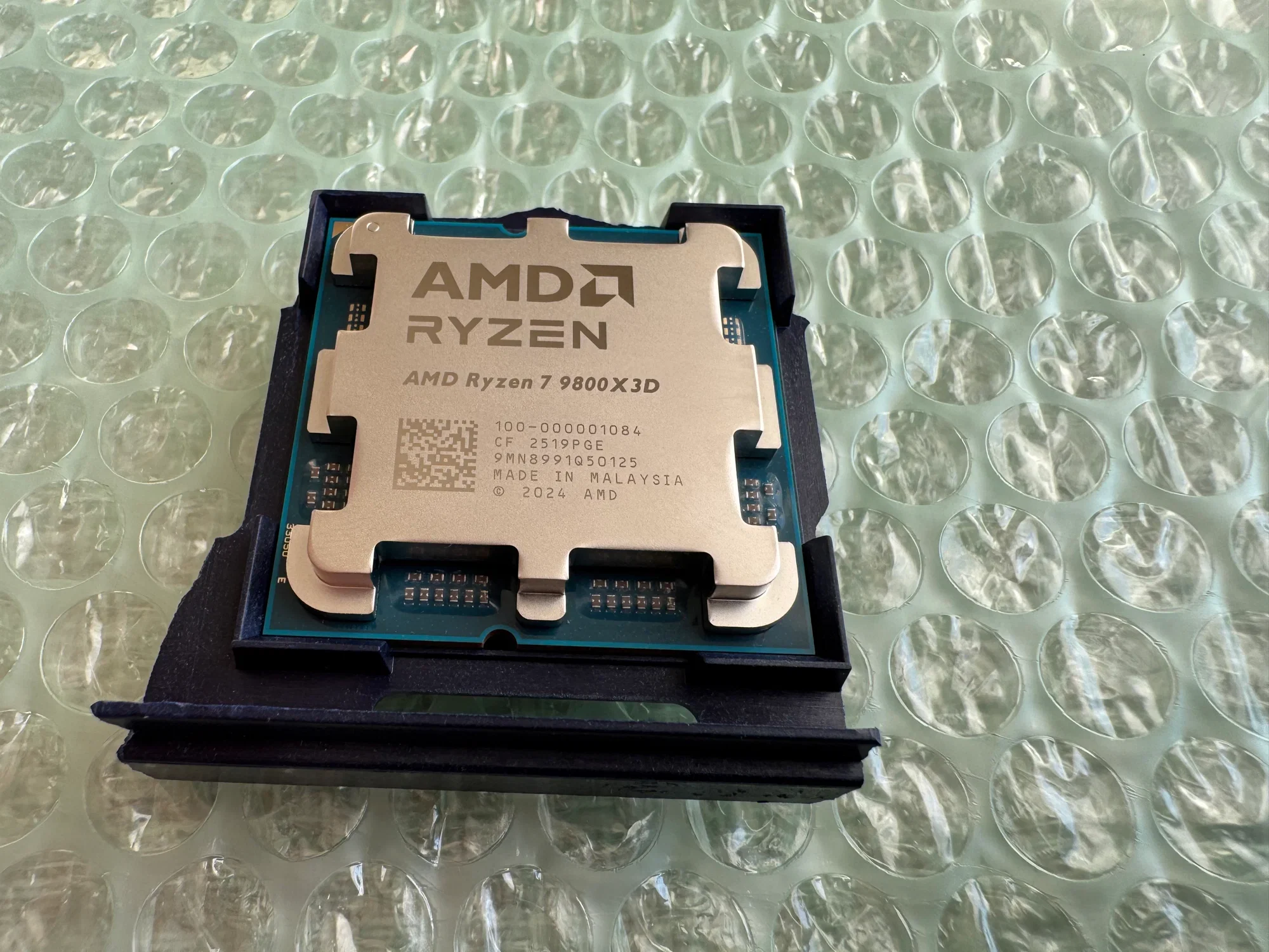 Процессор Ryzen X8 9800X3D SAM5 120W 4700 100-000001084 AMD