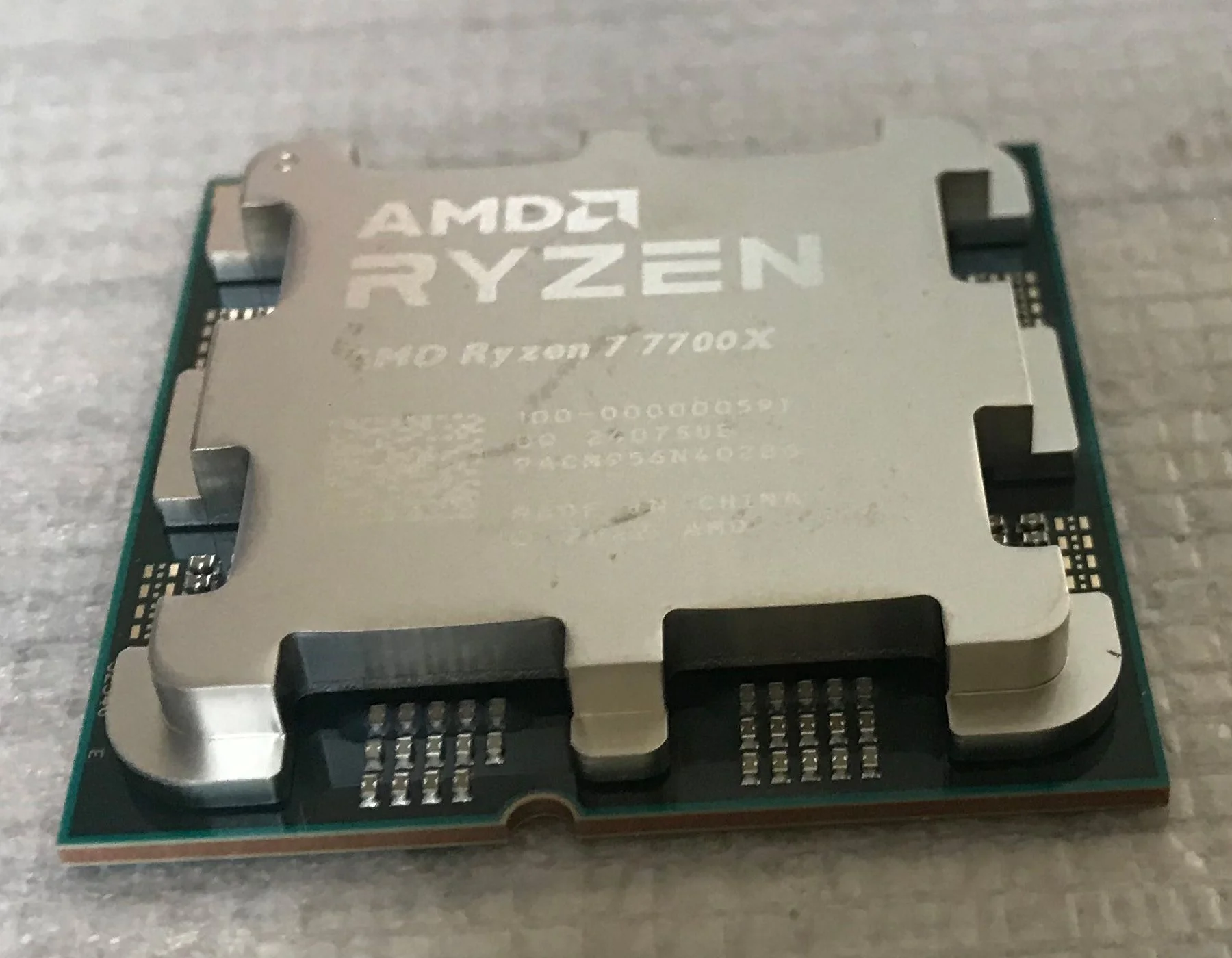 Процессор Ryzen X8 R7-7700X SAM5 OEM 105W 4500 100-000000591 AMD