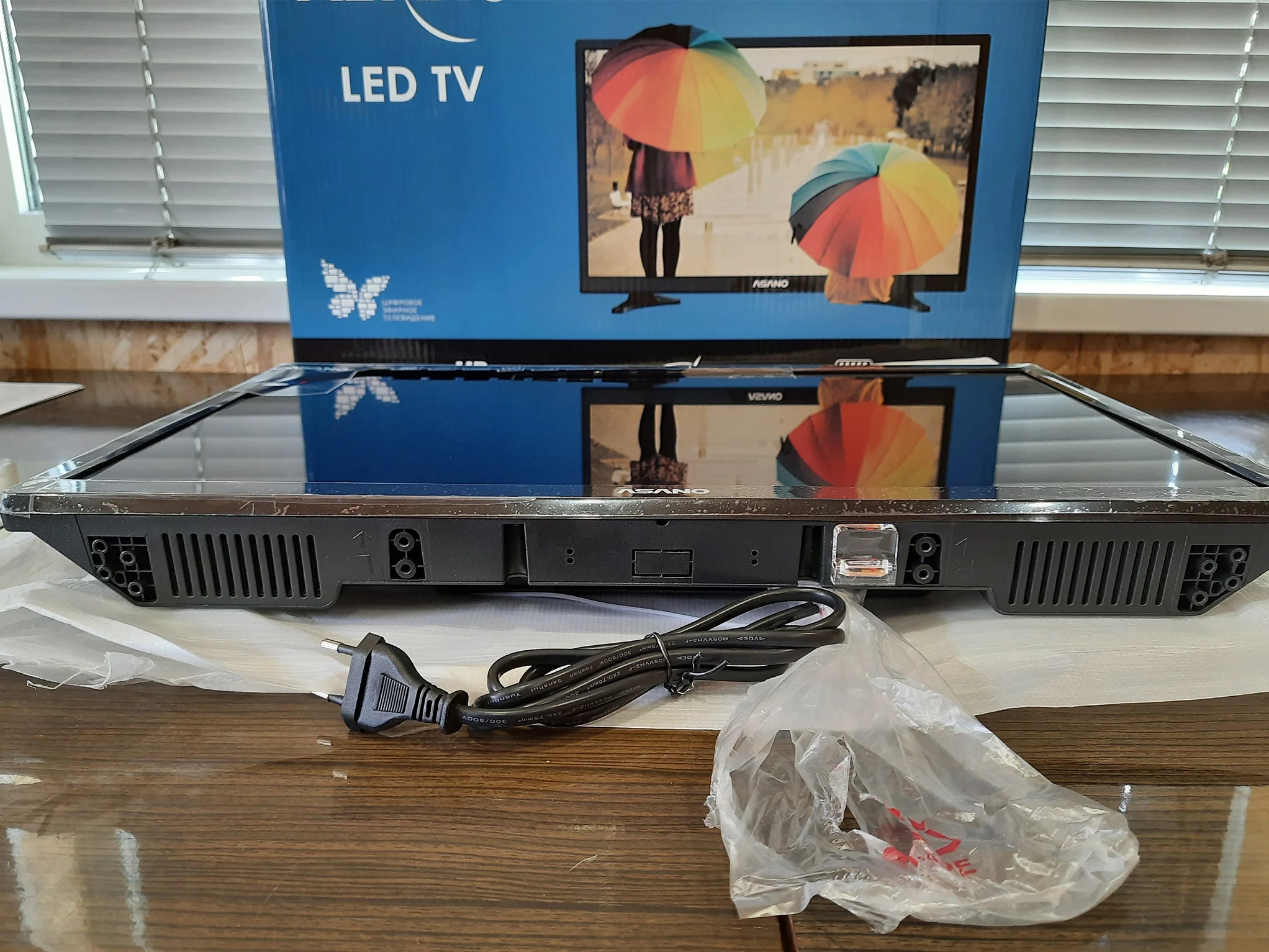 Телевизор LED 24" ASANO 24LH1010T черный 1366x768, HD READY, 60 Гц, TFT, DVB-T2, DVB-C, USB, HDMI