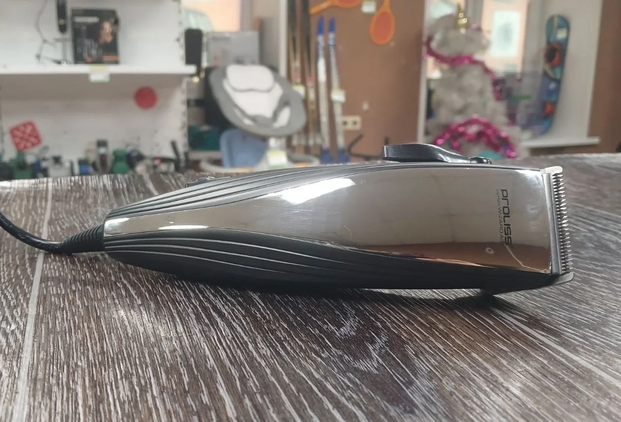 Машинка для стрижки PROLISS MPRO-2252 дисплей. Насадки, 1200 mAh, USB charge